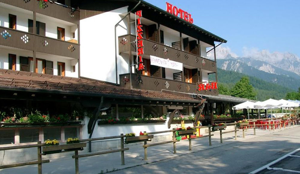 Hotel Davost Forni di Sopra Ngoại thất bức ảnh